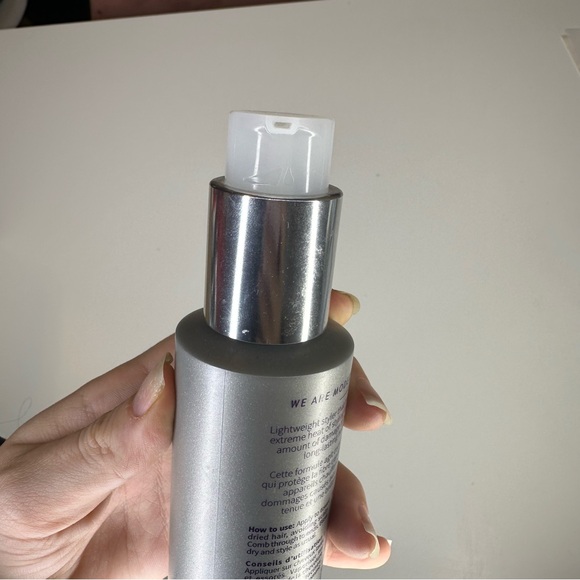 MONAT Studio One Thermal Protect Styling Shield - Heat protectant - Picture 4 of 4